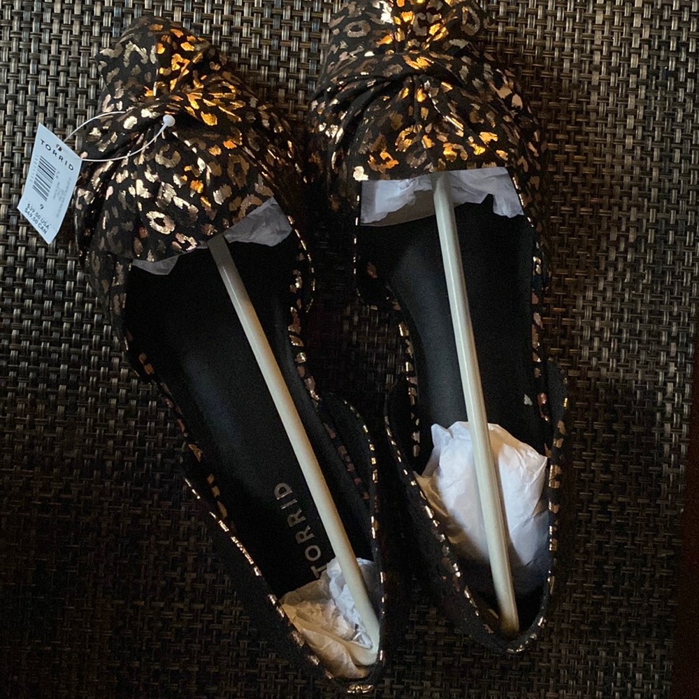 Metallic twisted Bow Flat - Leopard (WW) size 9